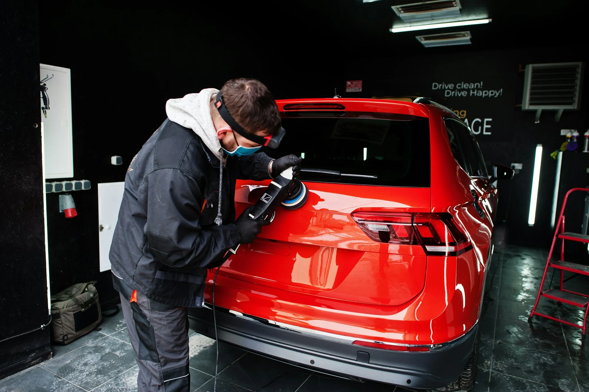 Rear Car Polishing and Paint Correction Service